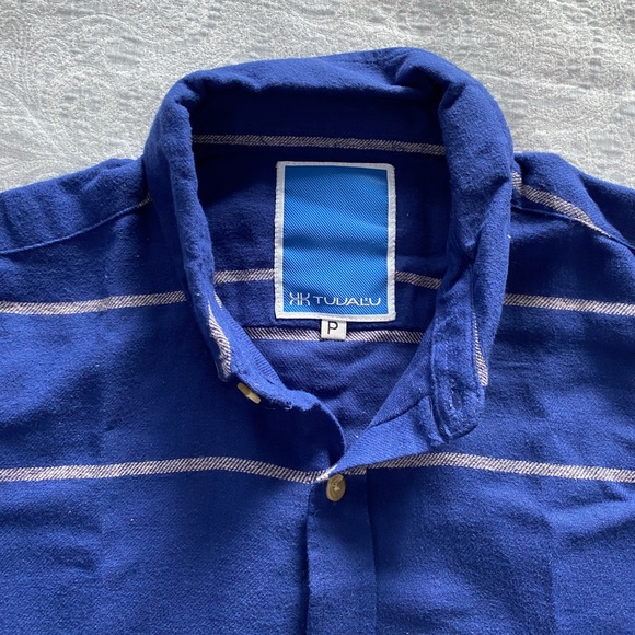 SALE🎉 Blue striped shirt - Picture 2 of 2